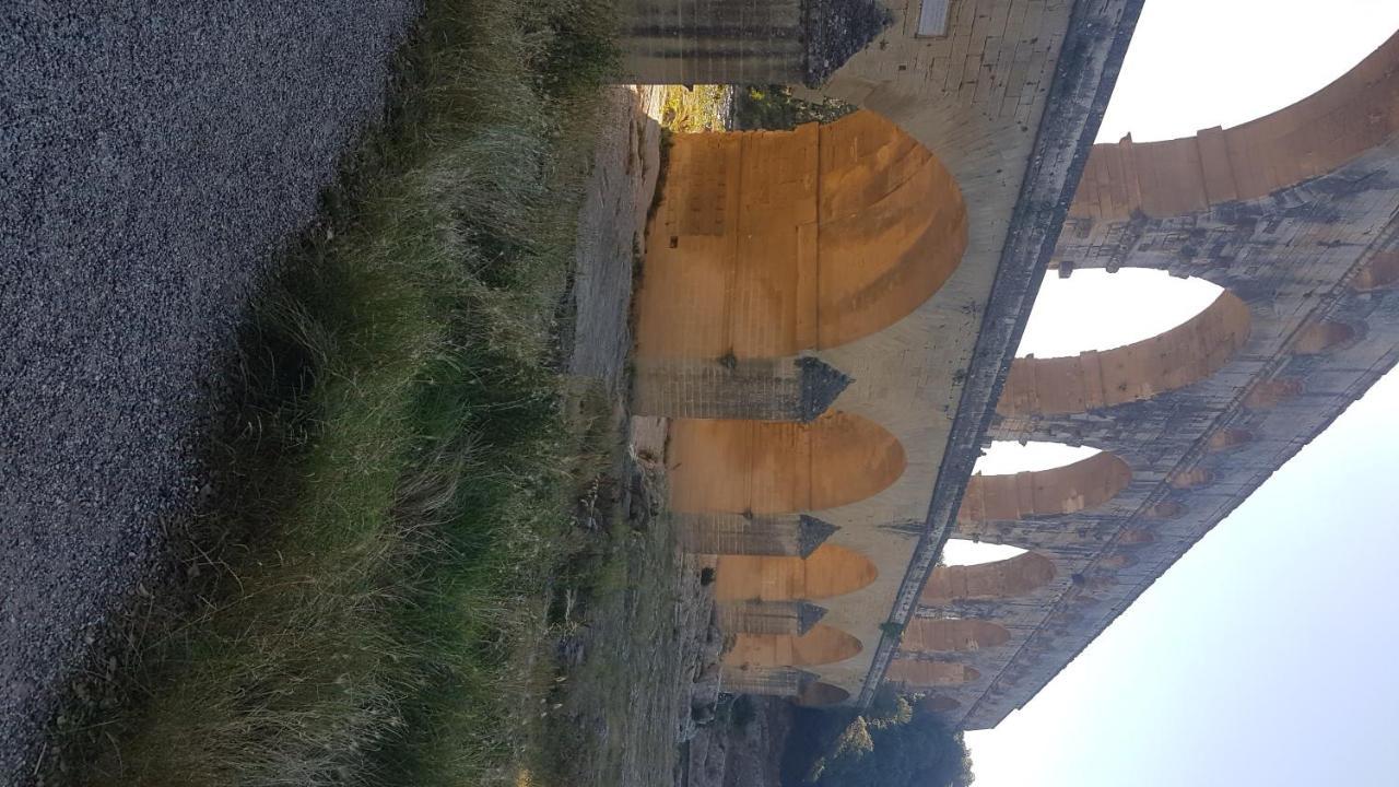 Le Mazet Des Cigales Villa Vers Pont du Gard Dış mekan fotoğraf